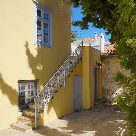 Villa Spetses Exterior photo