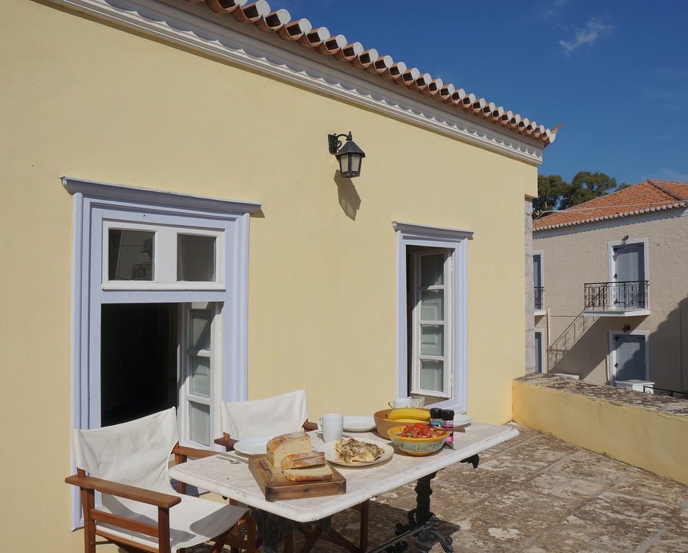 Villa Spetses Exterior photo